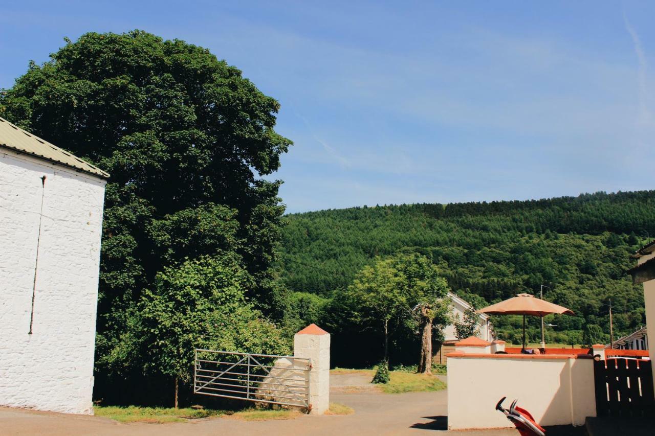 Апартаменти Taff Trail Bunkhouse Мертір-Тідвіл Екстер'єр фото